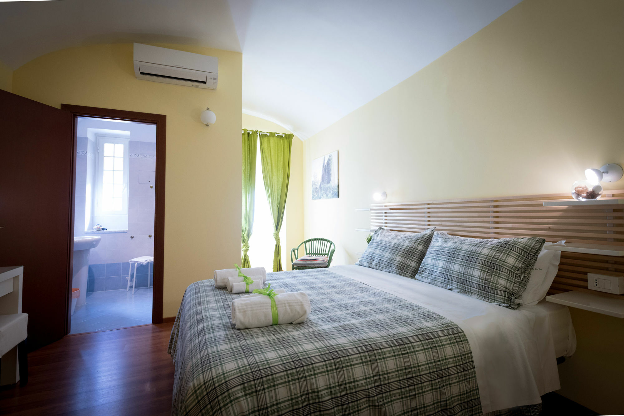 Candia House 3* Roma